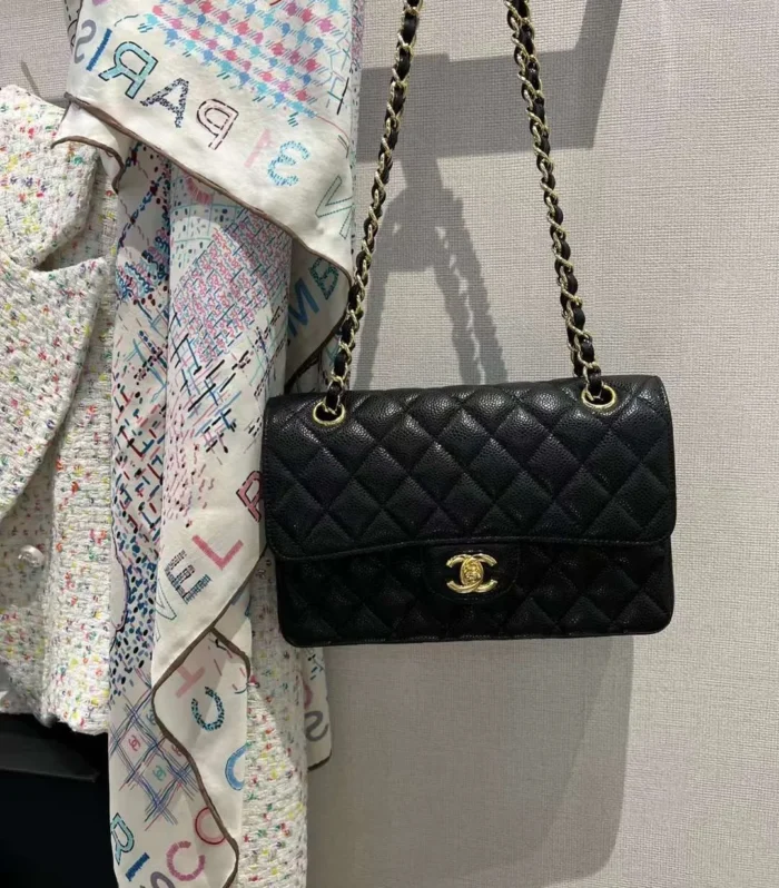 Classic Flap Bag 23cm Caviar Gold