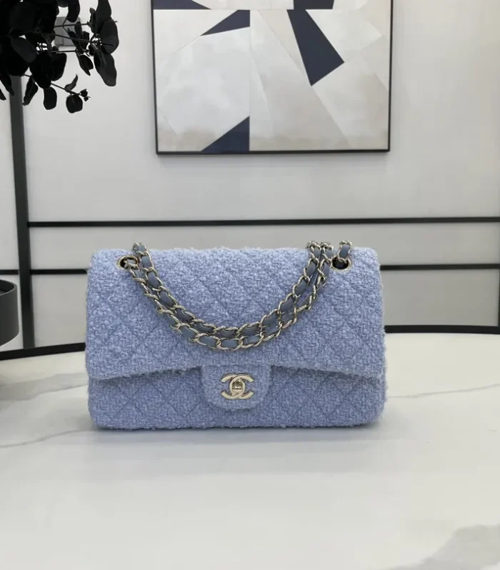 Classic Flap Bag 25cm