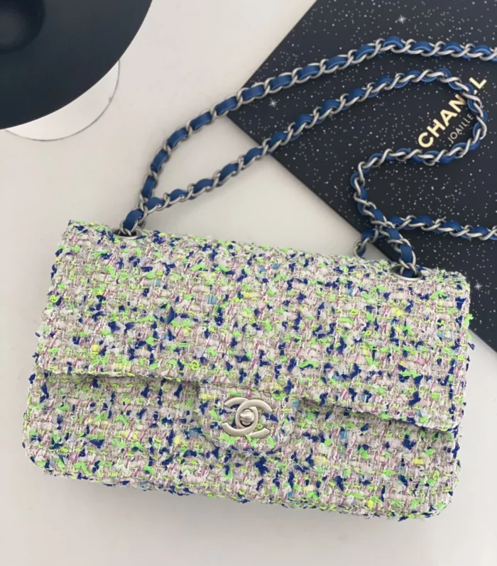 Classic Flap 25cm Tweed Green Blue