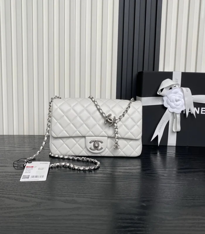 Classic Flap 25B Lambskin
