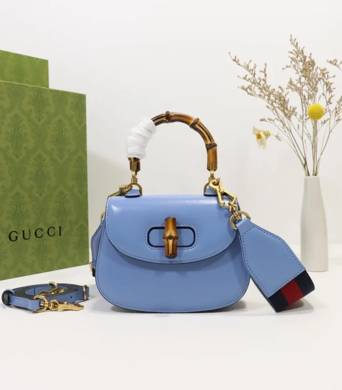 Style 686864 Blue Leather Bag