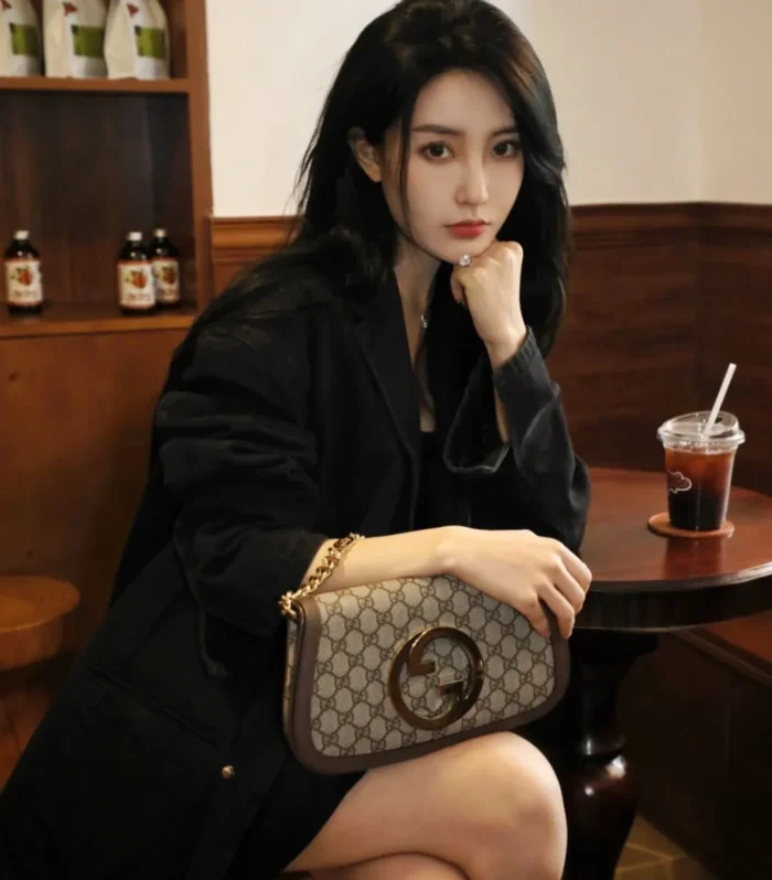 Retro Shoulder Bag