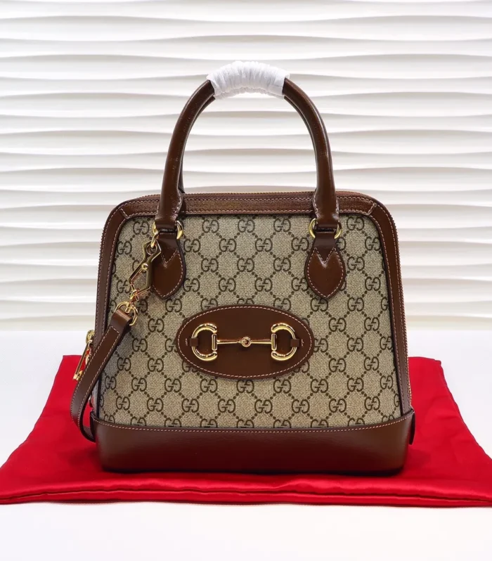 Horsebit Shoulder Bag 25
