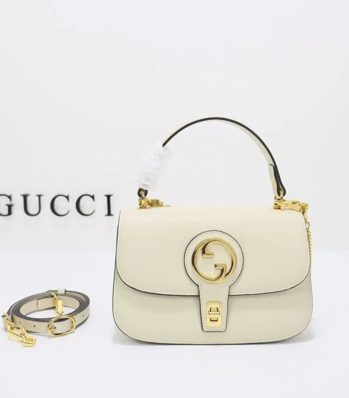 Horsebit Shoulder Bag 23
