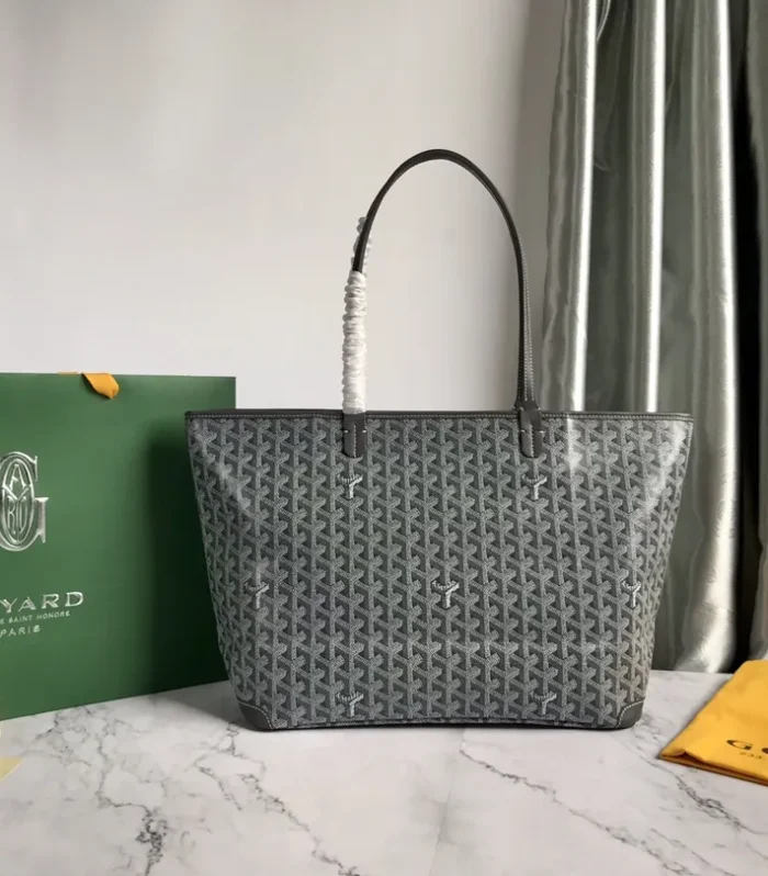Zippered Tote