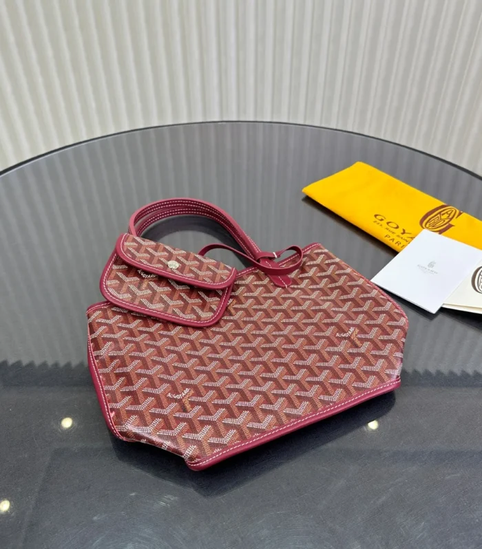 Xiao Shuang Bag Wine Red