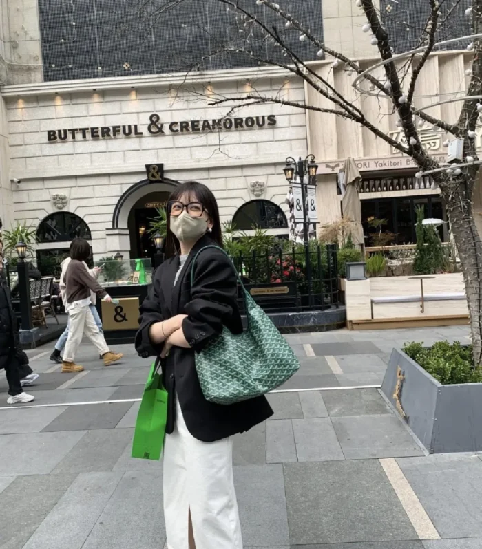 Verdant Summer Tote