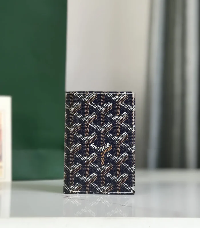 Saint-Pierre Card Bag