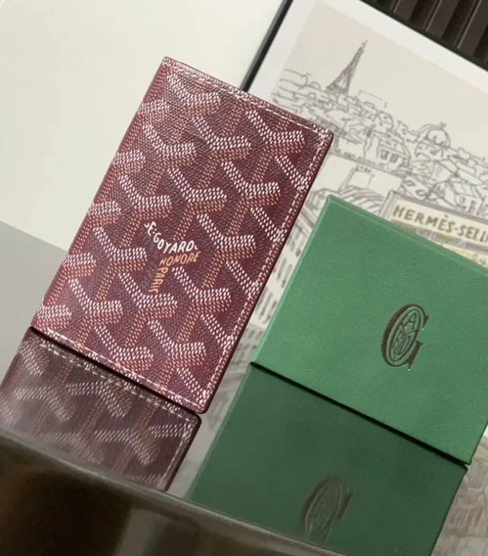 Saint-Pierre Bifold Cardholder Burgundy