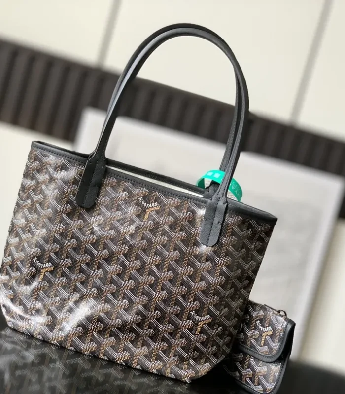 Saint Louis Mini Black