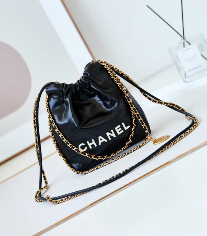 Mini 22 Bag Black