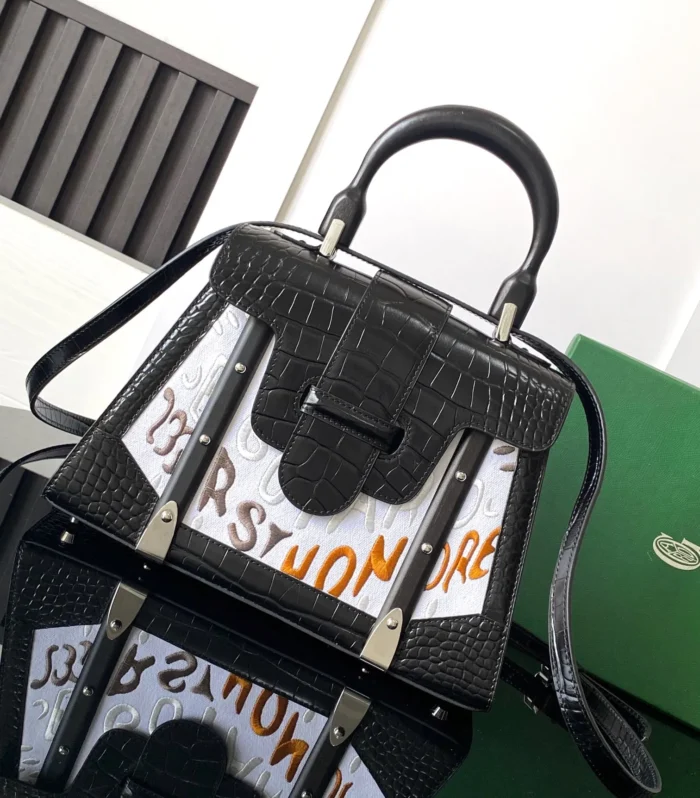 Sagon Small Embroidery Crocodile Black