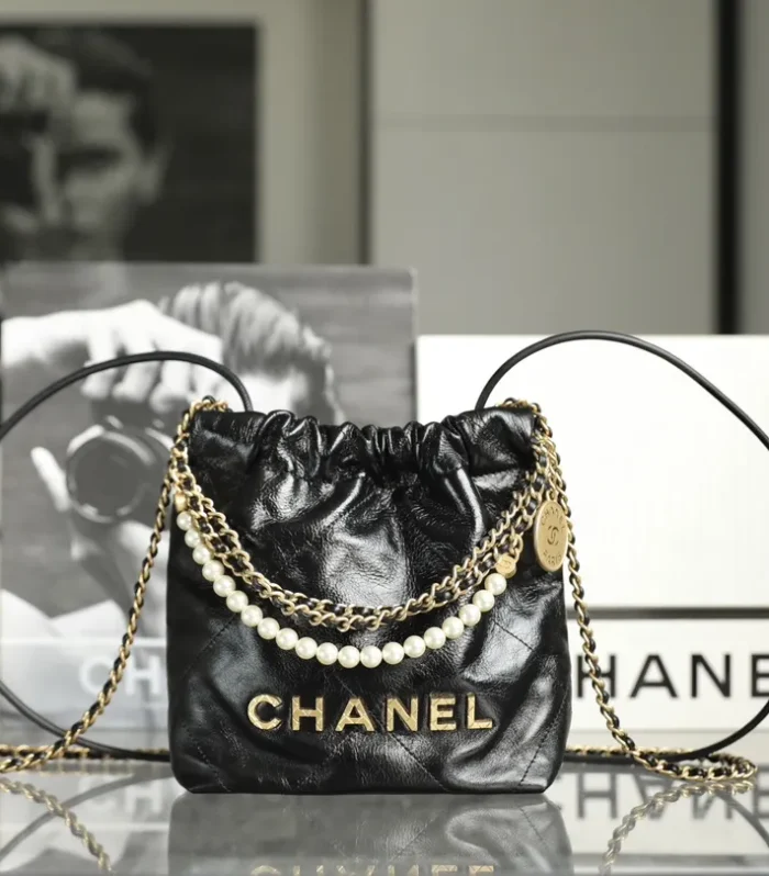 Mini 22 Bag Black