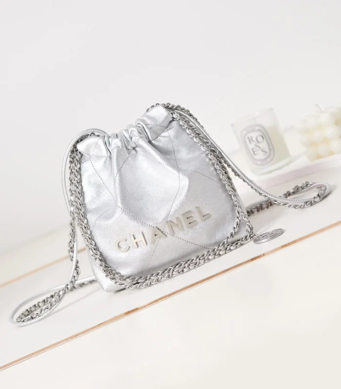 Mini 22 Bag Black