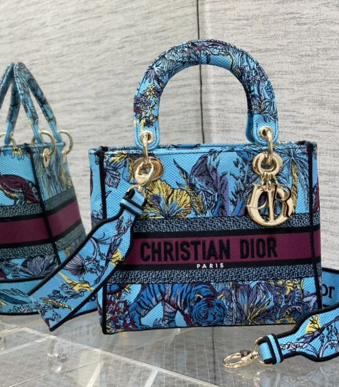 Dior Medium Lady D-Lite bag