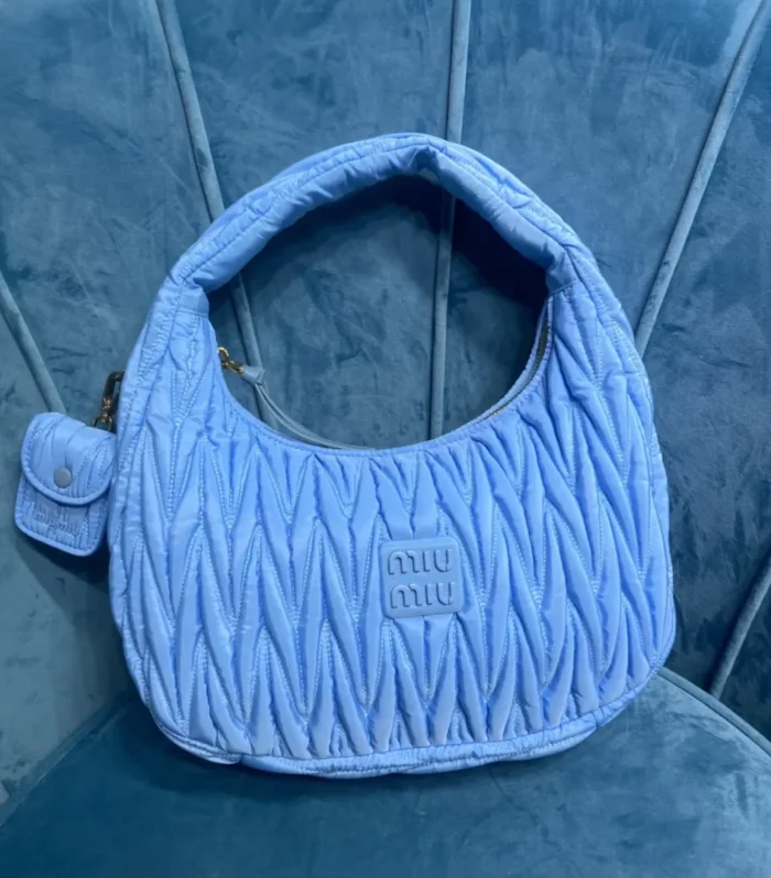 MiuWander Matelasse Handbag