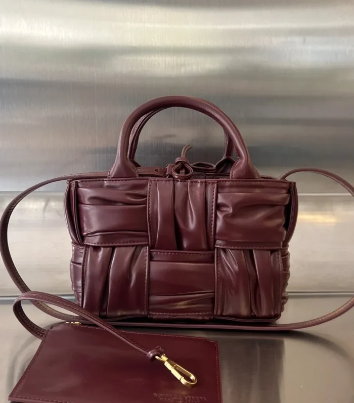 BOTTEGA VENETA BV Candy Arco Tote Bag