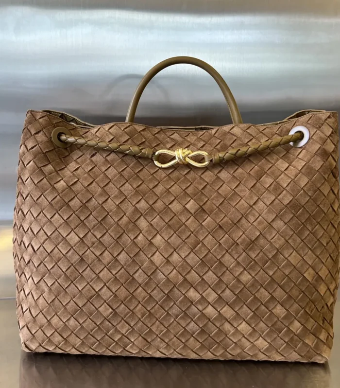 BOTTEGA VENETA Andiamo Large