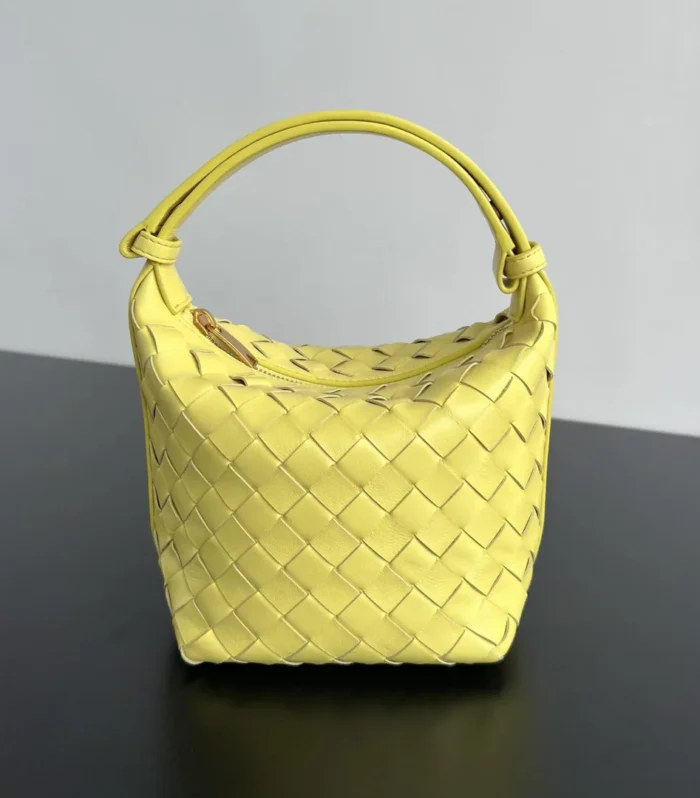 Bottega Veneta BV Candy Wallace