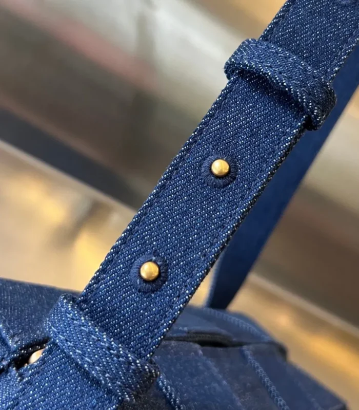 BOTTEGA VENETA BV Brick