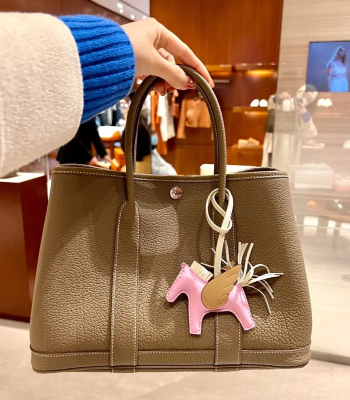 Garden Party Pegasus Pink