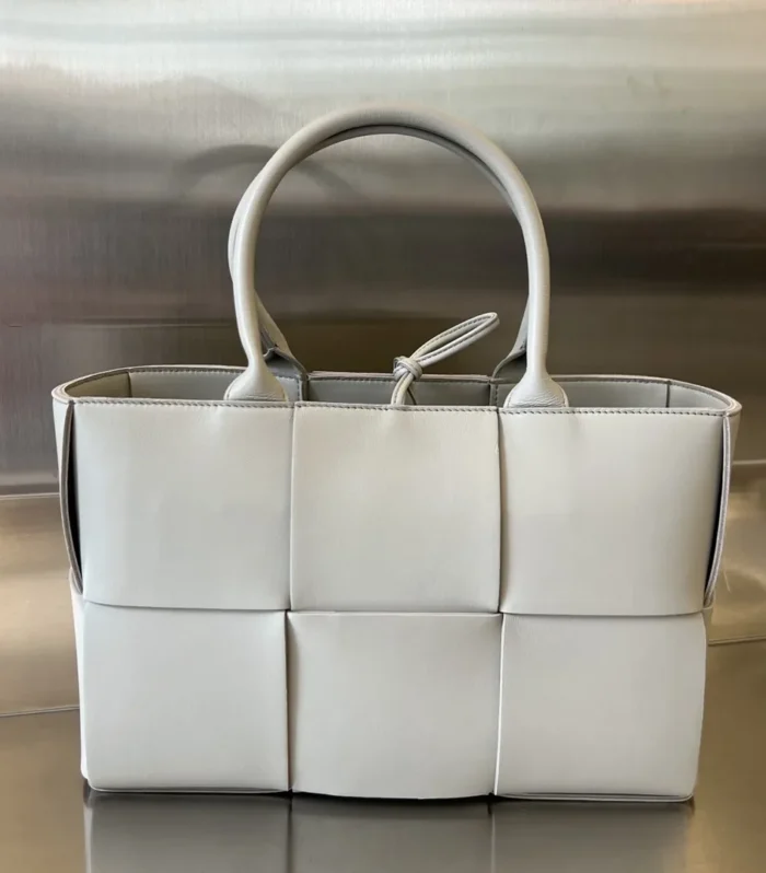 Bottega Veneta Arco Tote
