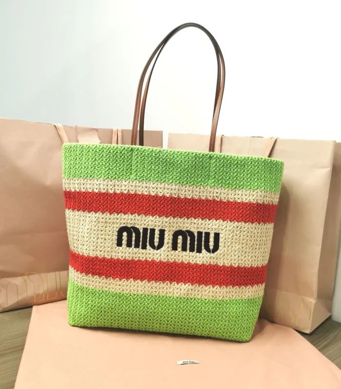 TOTE BAG 40 IN STRIPED PATTERN OF LIGHT GREEN RED AND CREAM WHITE WOVEN RAFFIA