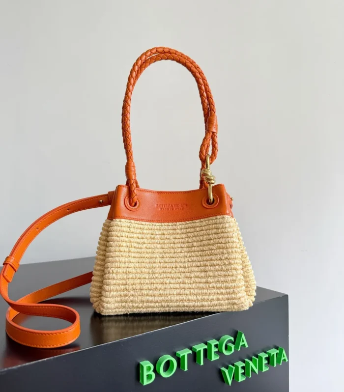 Summer Romance Raffia Bag