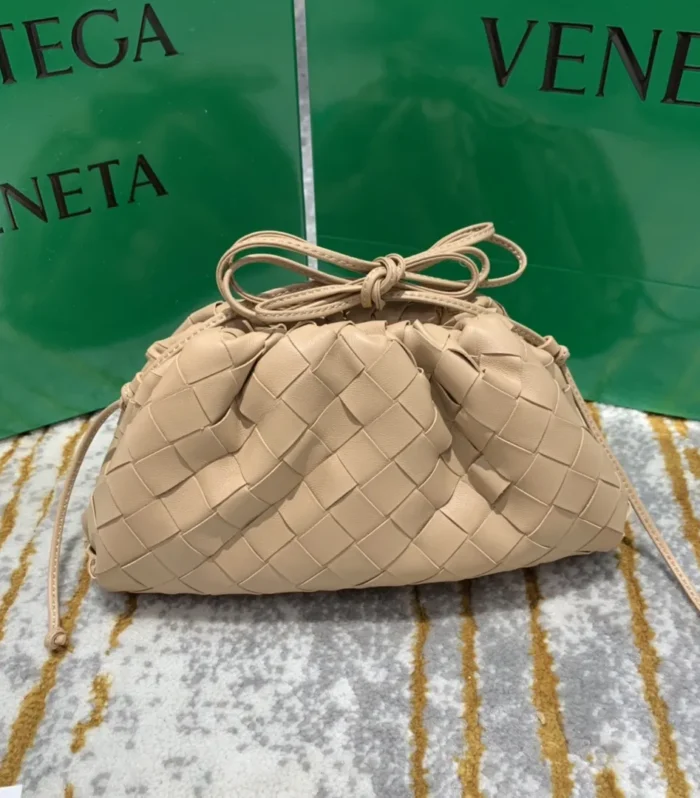 Woven Cloud Bag