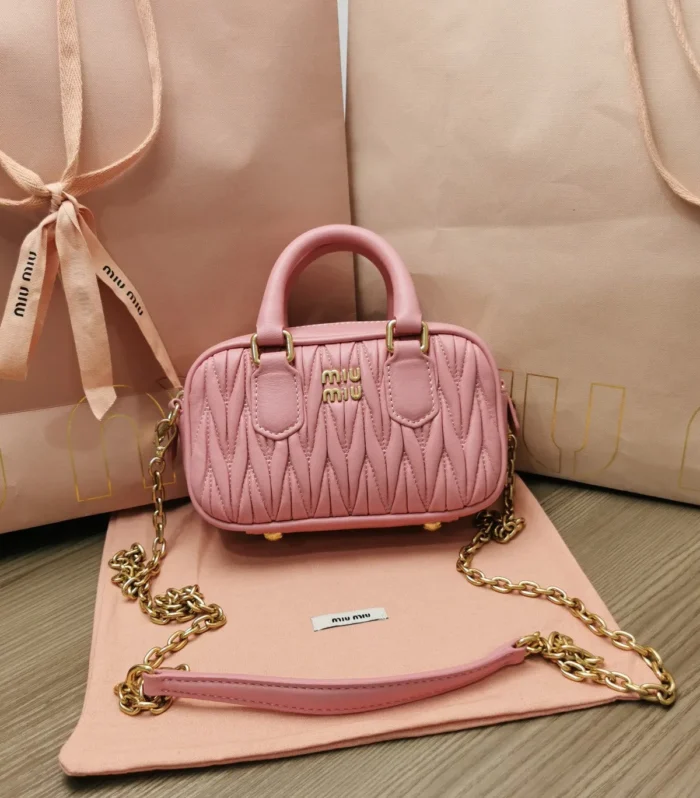 TOO PRETTY 17 HANDBAG IN HOT PINK LAMBSKIN