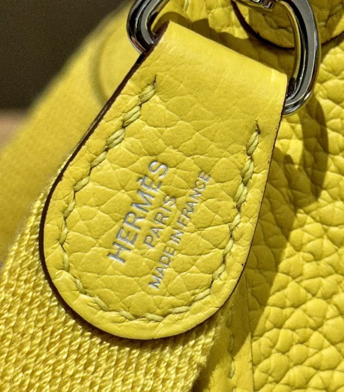 Evelyne Mini Jaune de Naples