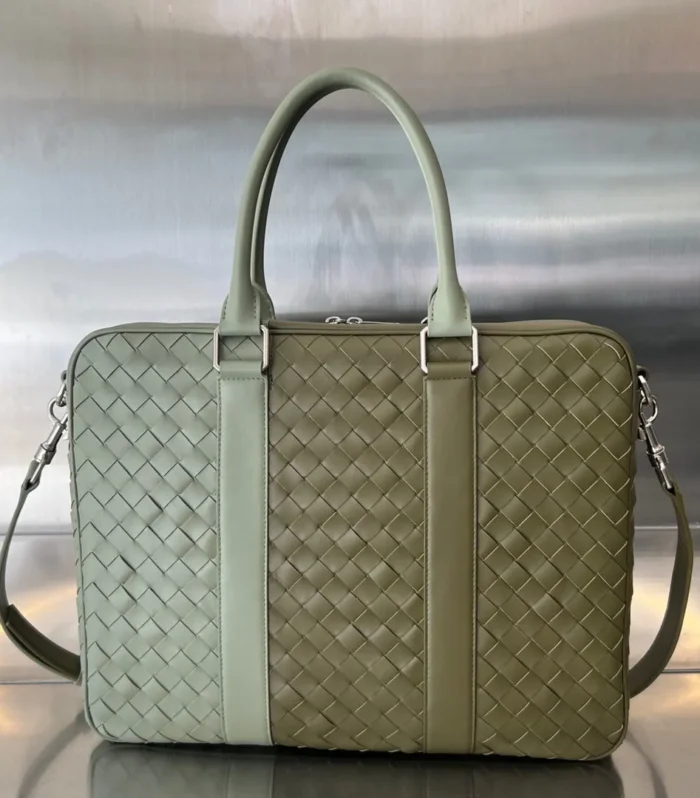 Large Intrecciato 40 Briefcase In Mud Mix Travertine Calfskin