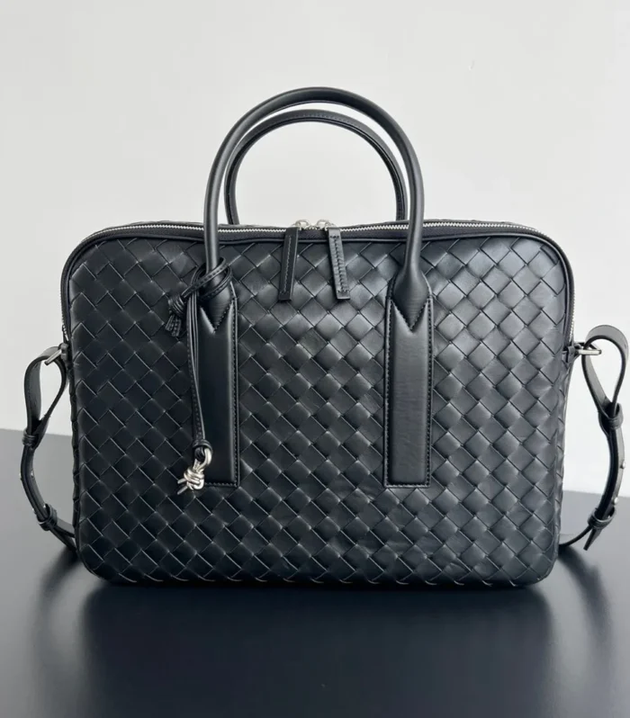 Large Getaway 39 Weekender In Black Calfskin