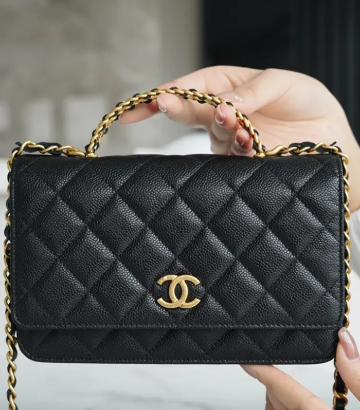 WOC Handle Bag Black