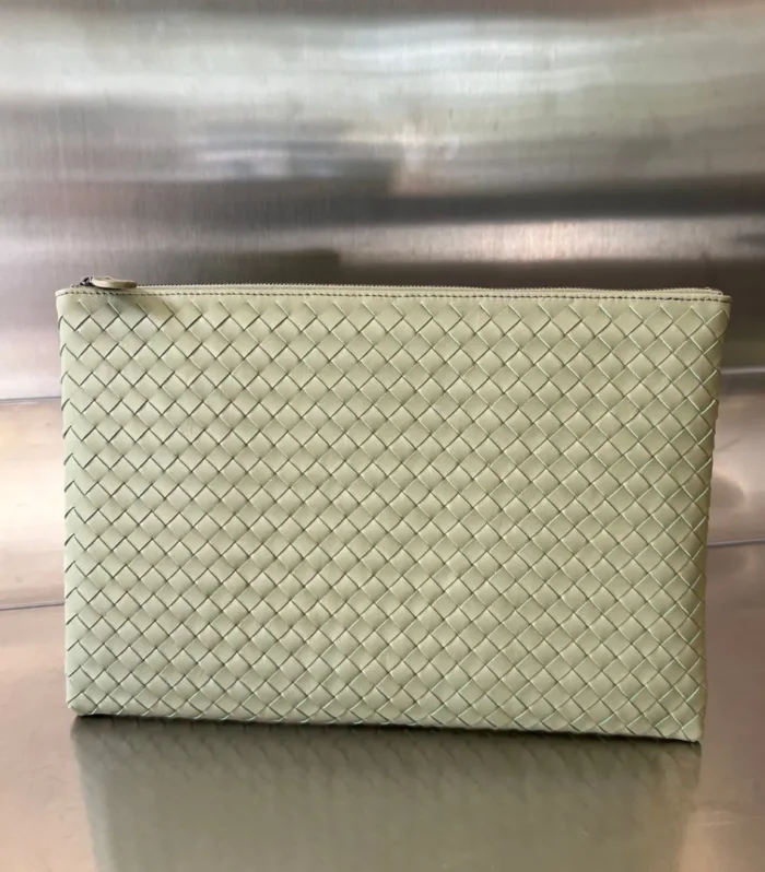 Intrecciato 30 In Light Grey Lambskin