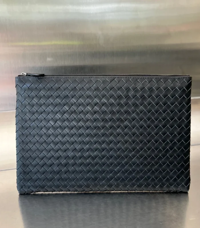 Intrecciato 30 In Black Lambskin