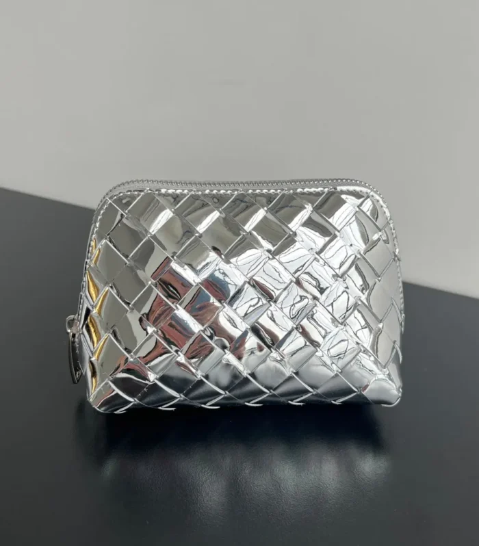 Intrecciato 16 Bag In Silver Lambskin