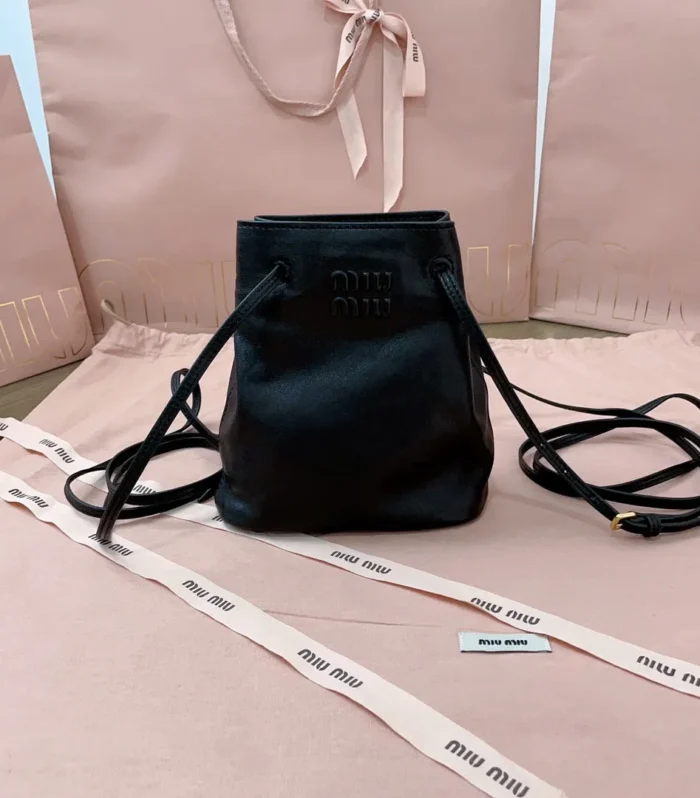 MINI BAG 17 IN BLACK SHINY CALFSKIN