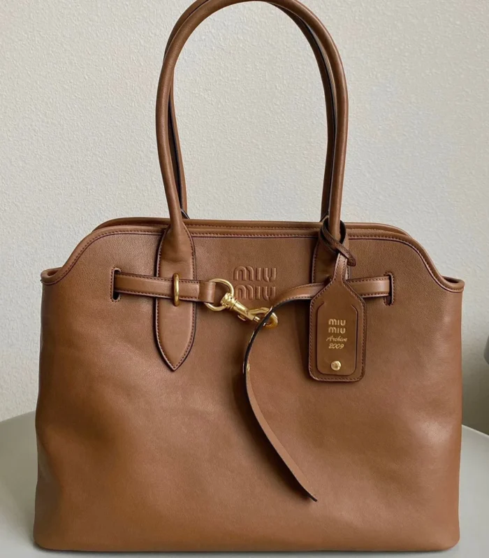 LARGE HANDBAG 40 IN CINNAMON BROWN CALFSKIN