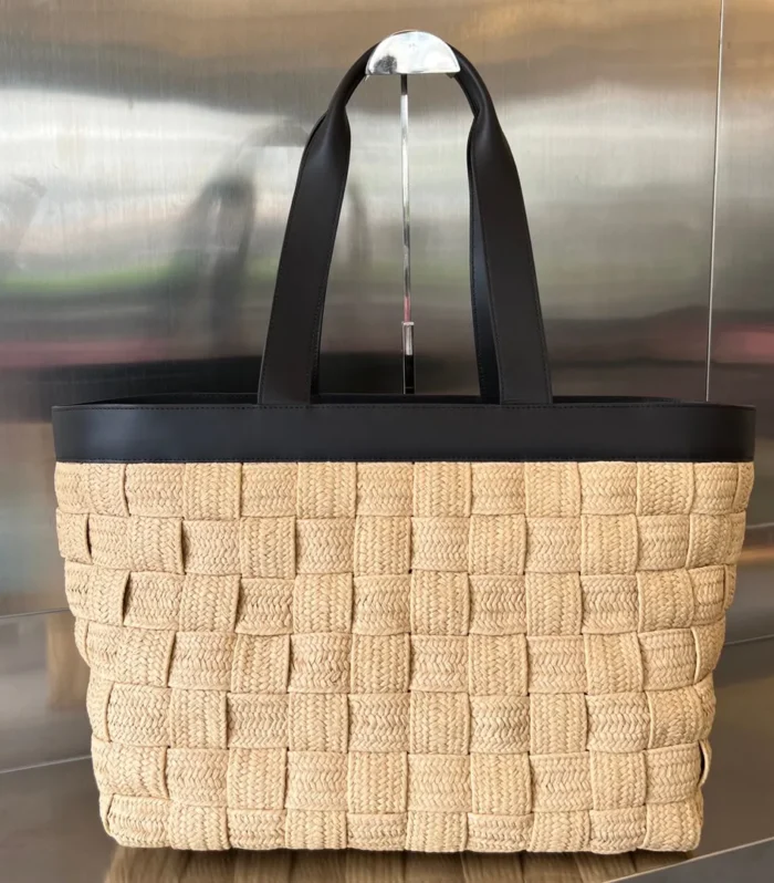 Cassette 44 Tote Beige And Black Viscose