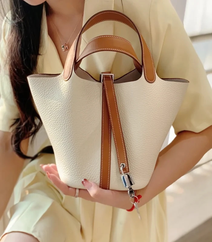 Constance Rendezvous Bag
