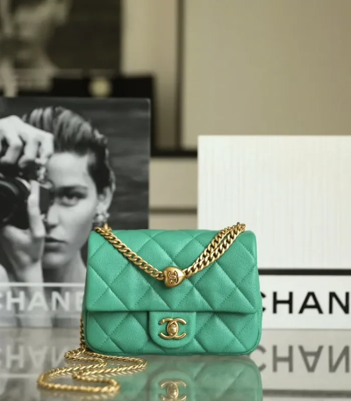 Heart Flap Bag Medium Green