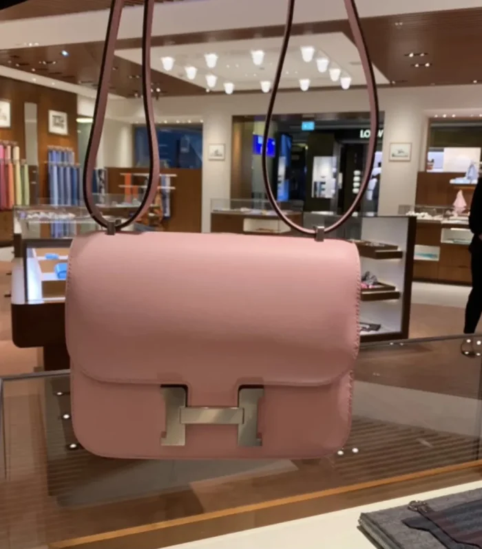 Constance Mini Kelly