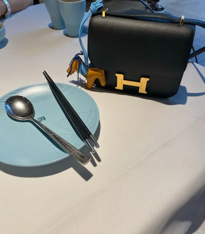 Constance Mini 19 Black Gold