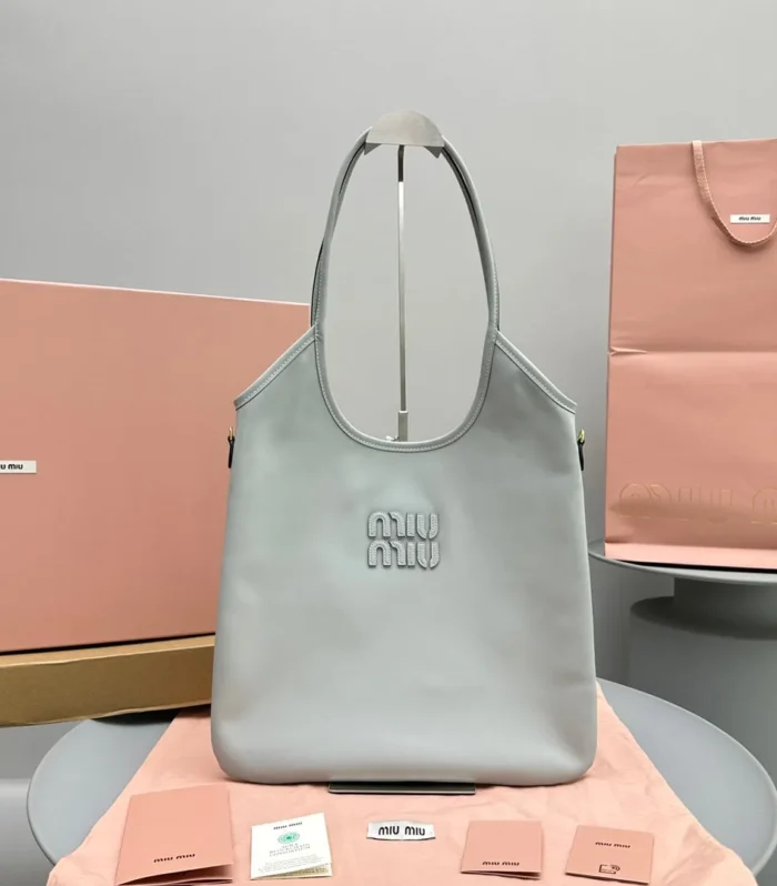 HOBO 40 TOTE IN LIGHT BLUE CALFSKIN