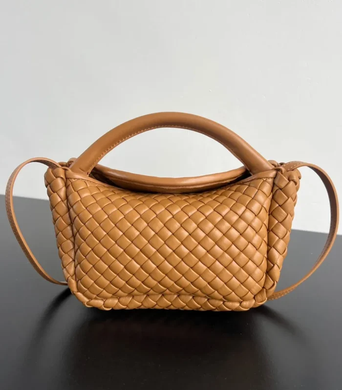 Bv Small Cobble Top Handle 23Cm Gold Lambskin