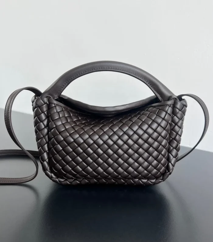 Bv Small Cobble Top Handle 23Cm Chocolate Lambskin