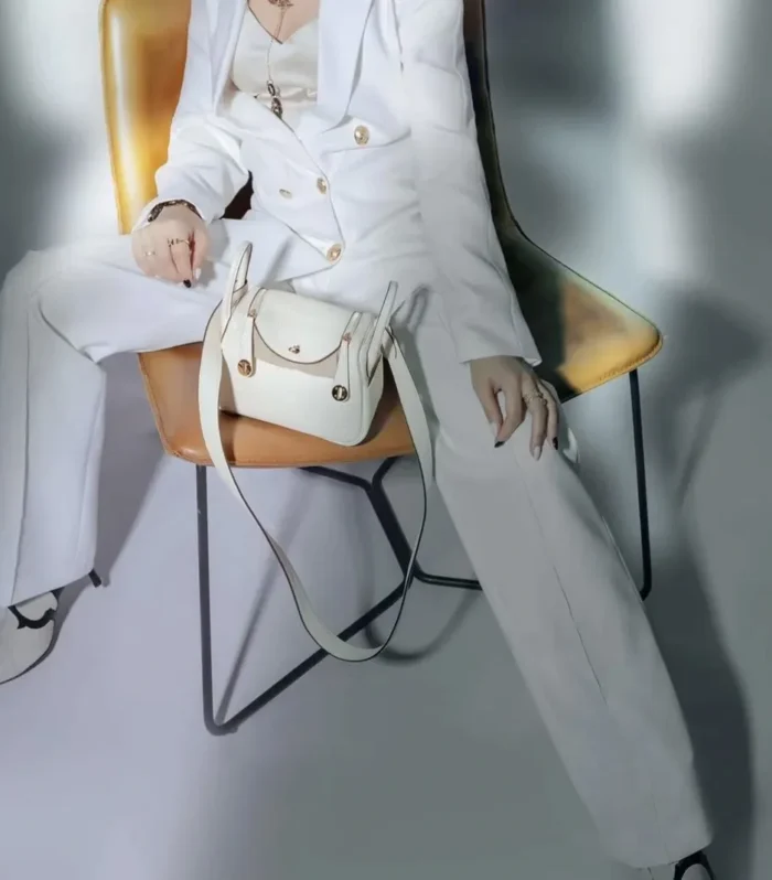 Bv Small Brick 24Cm White Lambskin