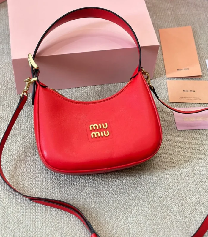 HOBO 20 BAG IN CHERRY RED CALFSKIN