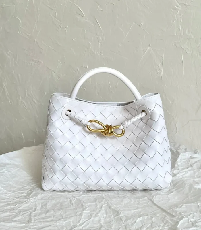 Bv Small Andiamo 25Cm White Lambskin